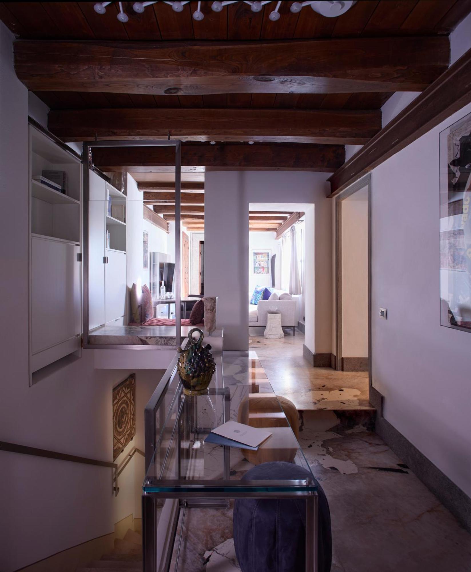 Palazzo Delle Pietre - Luxury Apartments Рим Екстер'єр фото