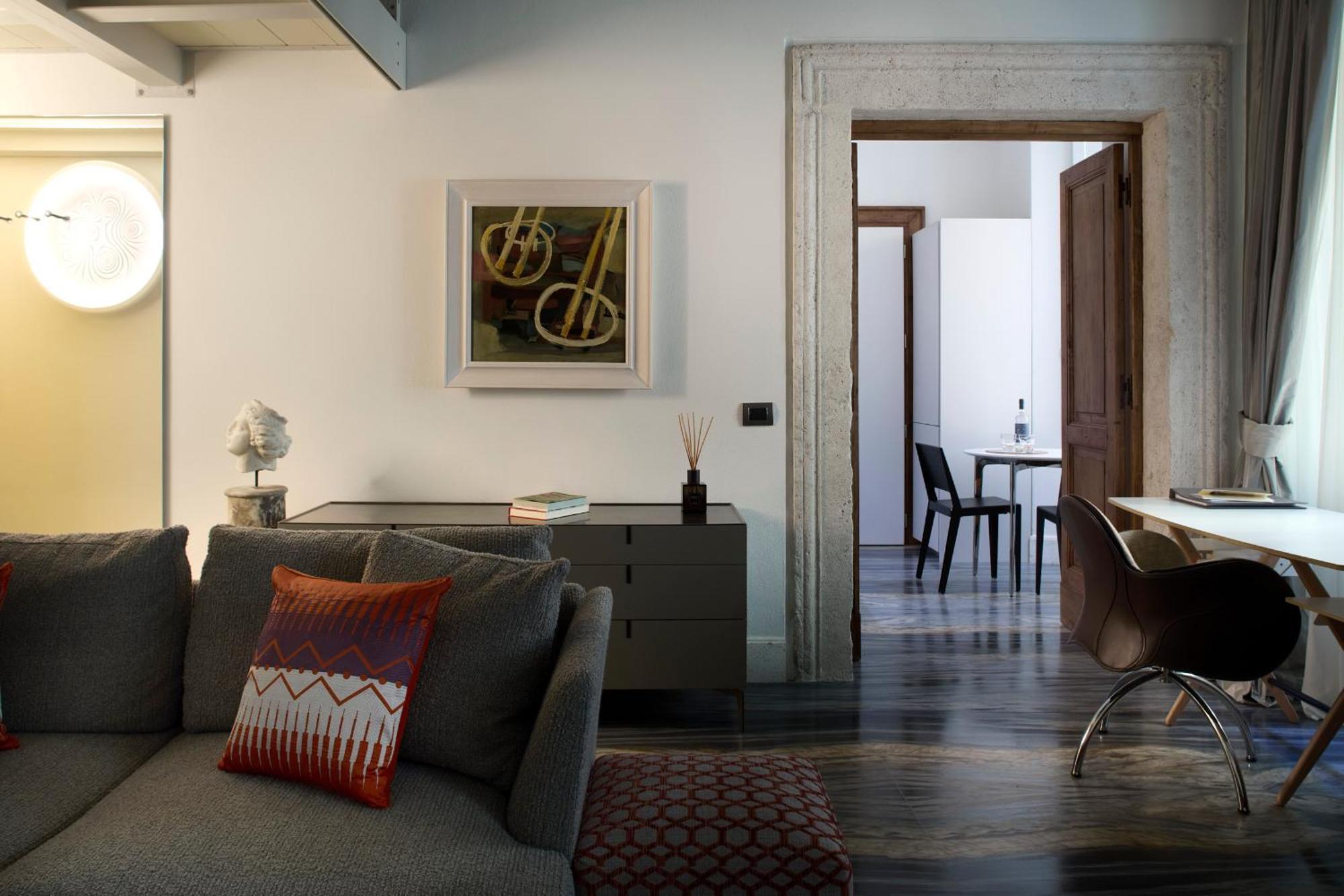 Palazzo Delle Pietre - Luxury Apartments Рим Екстер'єр фото
