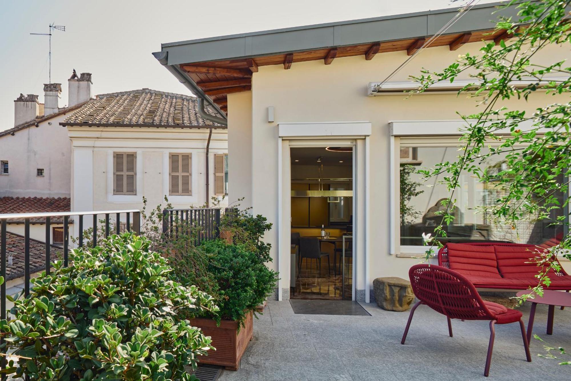 Palazzo Delle Pietre - Luxury Apartments Рим Екстер'єр фото