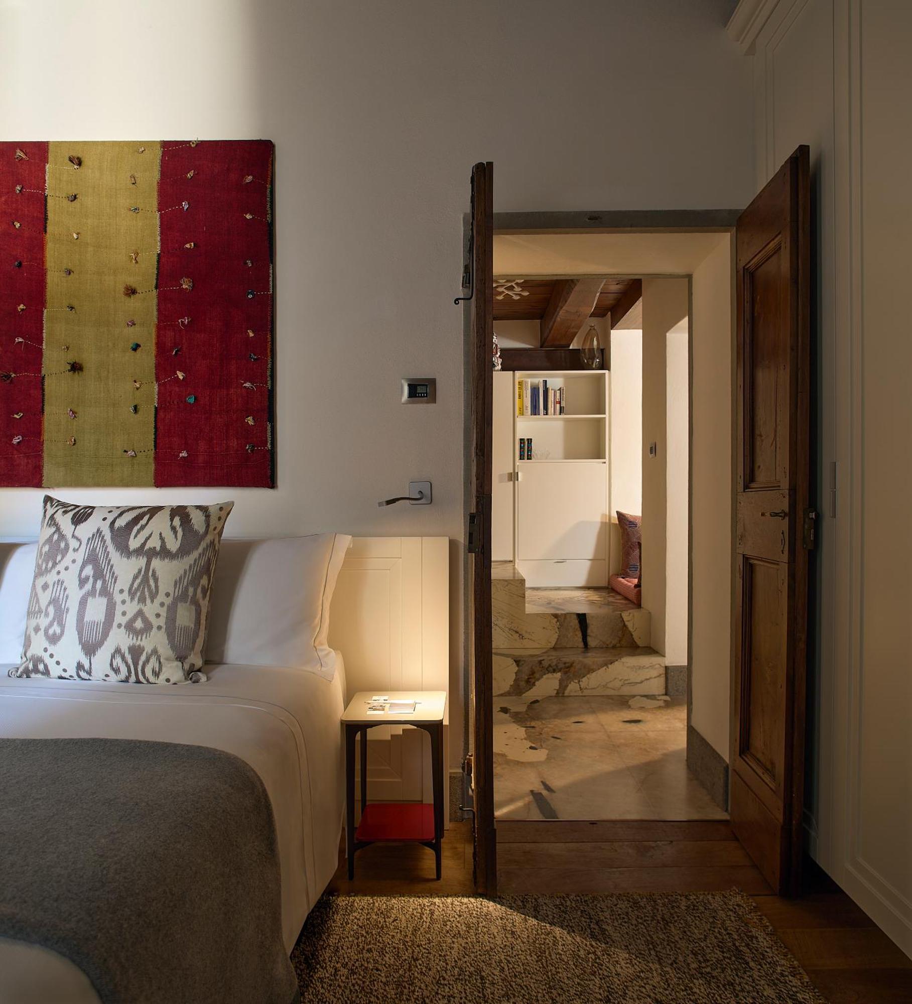 Palazzo Delle Pietre - Luxury Apartments Рим Екстер'єр фото