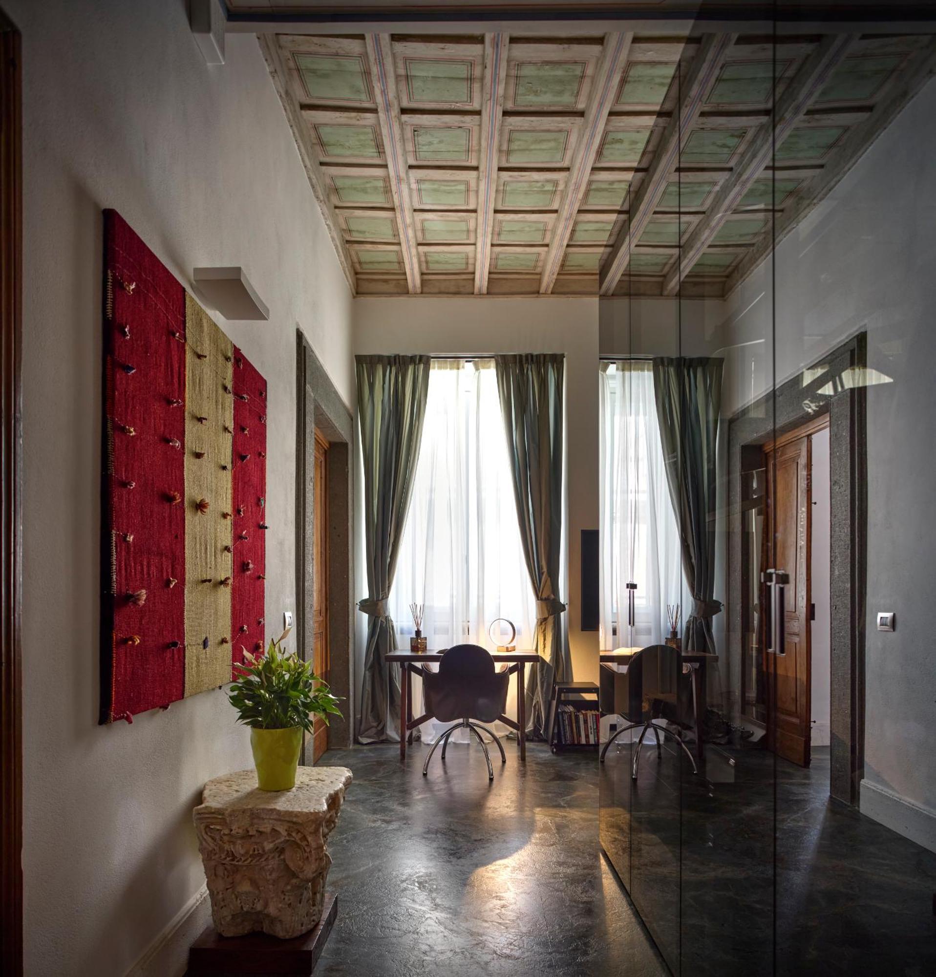 Palazzo Delle Pietre - Luxury Apartments Рим Екстер'єр фото